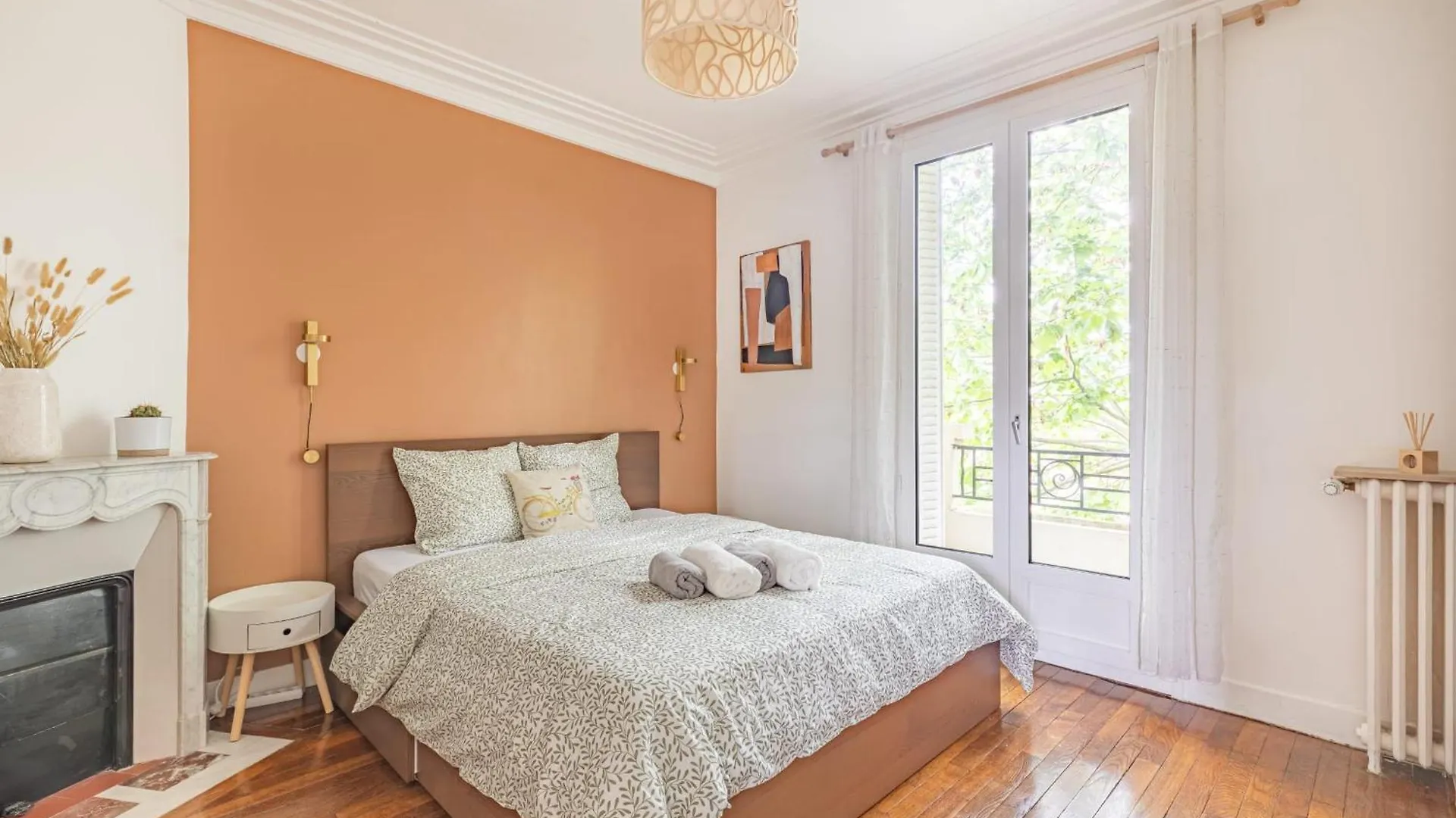 Parisian Escape Entire Apartment Terrace 4 People Bagneux  0*, Bagneux (Hauts-de-Seine)